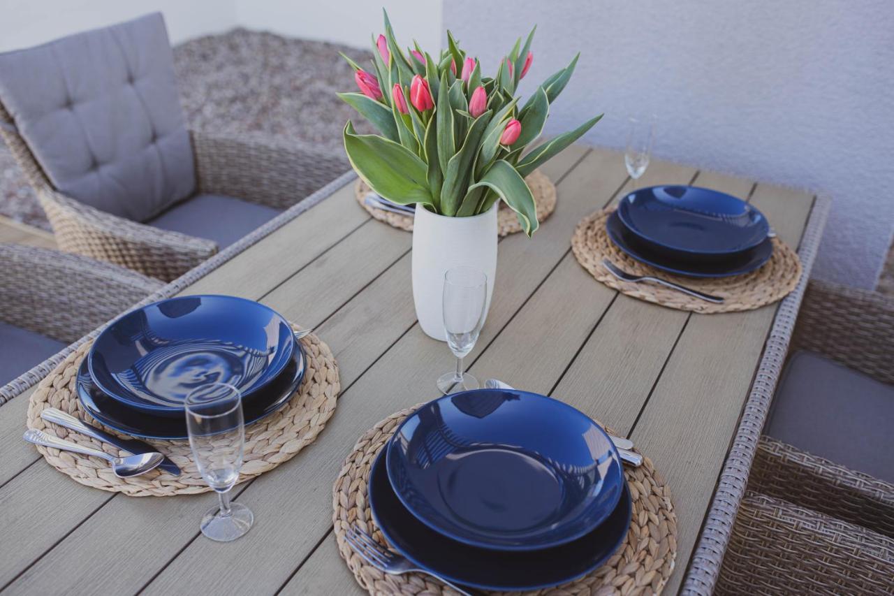 Sandland - - Apartment