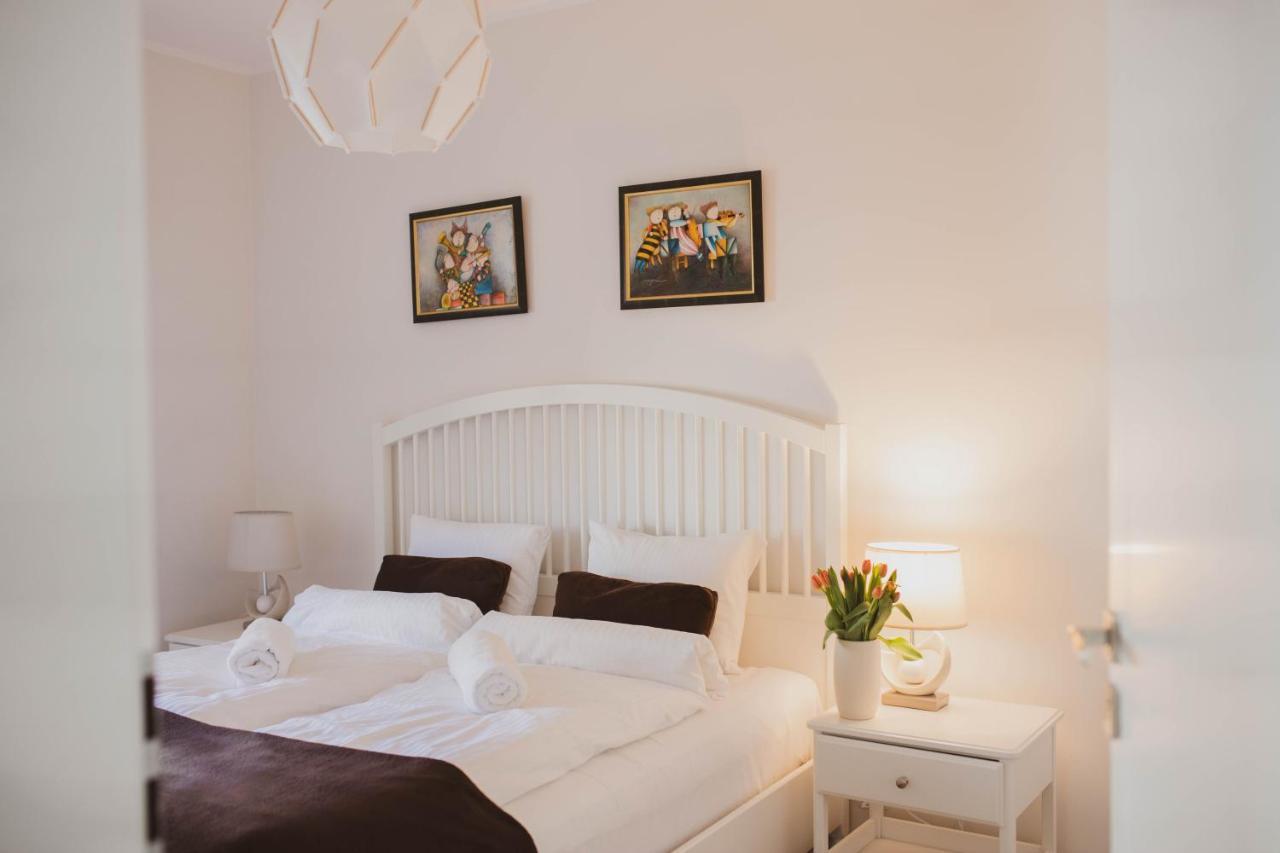 Sandland - - Apartment
